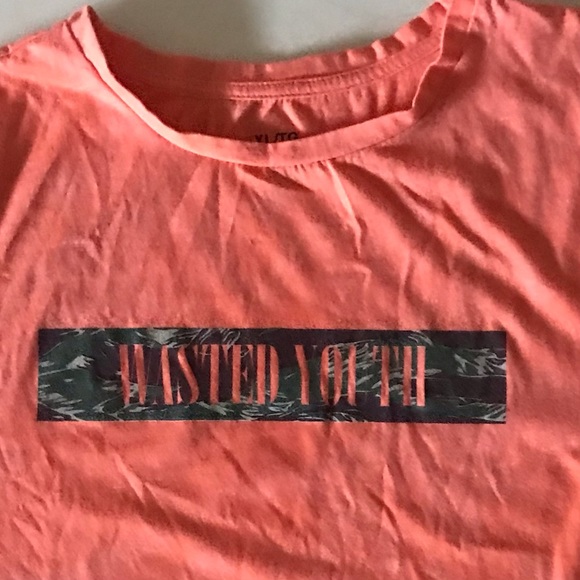 Women’s Cropped Tie dye Tshirt - Picture 9 of 14